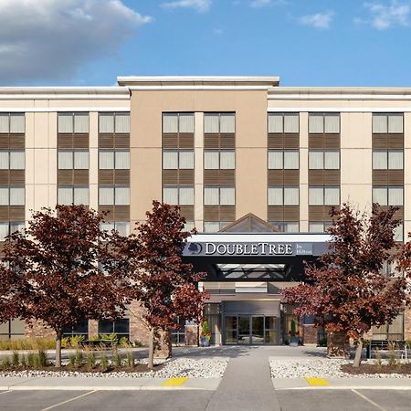 Doubletree By Hilton Kitchener Hotel Ngoại thất bức ảnh