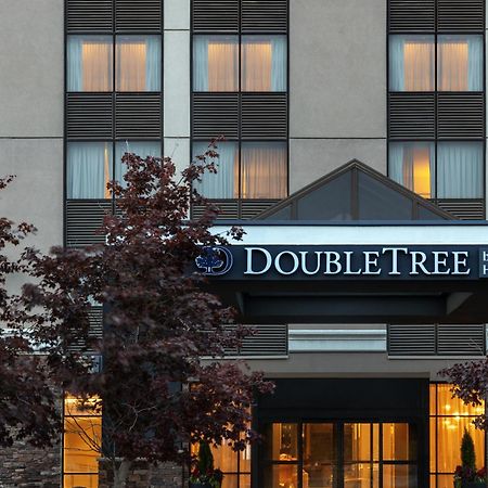 Doubletree By Hilton Kitchener Hotel Ngoại thất bức ảnh