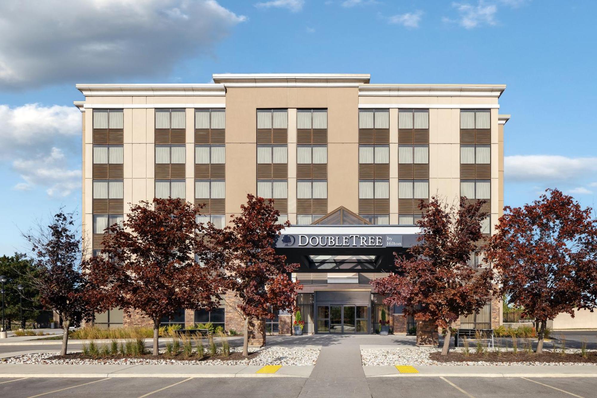 Doubletree By Hilton Kitchener Hotel Ngoại thất bức ảnh